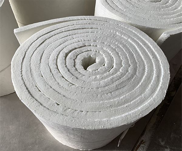 Aluminium silicate insulation blanket